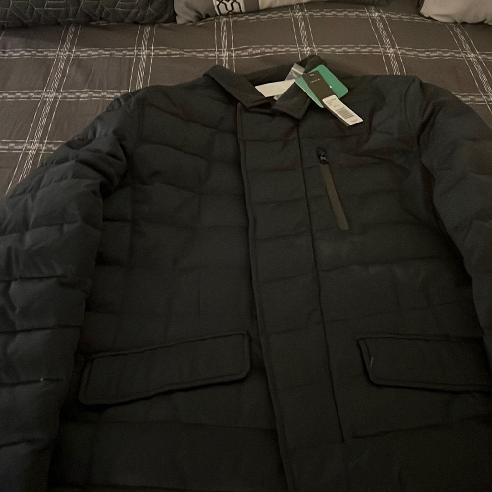 Tahari Mens down jacket